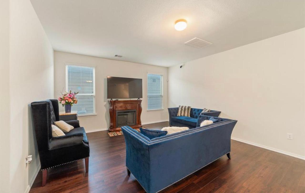 Villa N-E-G House - Near David Wayne Hooks Airport Houston Esterno foto