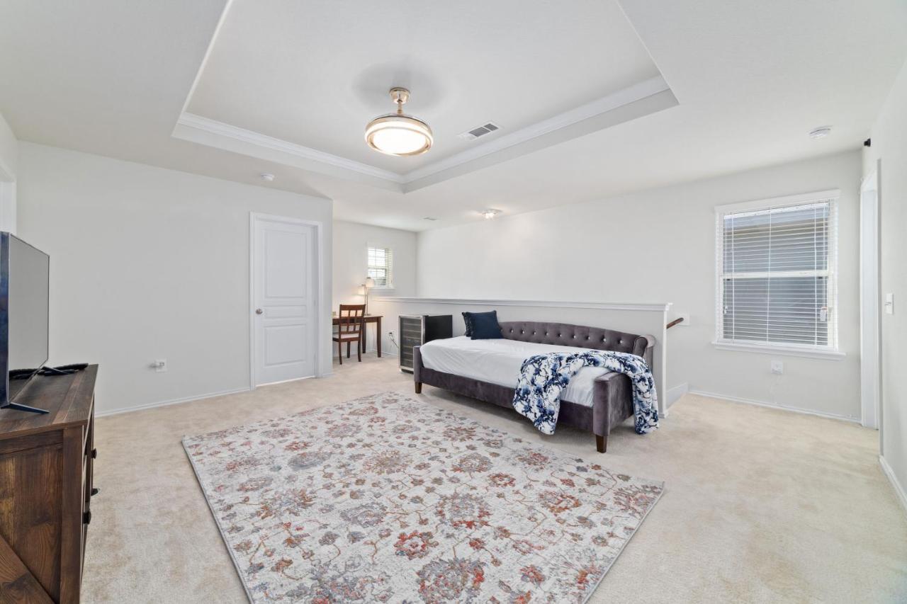 Villa N-E-G House - Near David Wayne Hooks Airport Houston Esterno foto